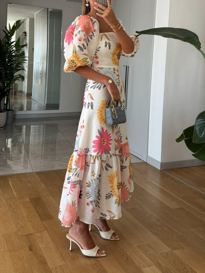 Robe Fleurie à Col Carré et Manches Bouffantes