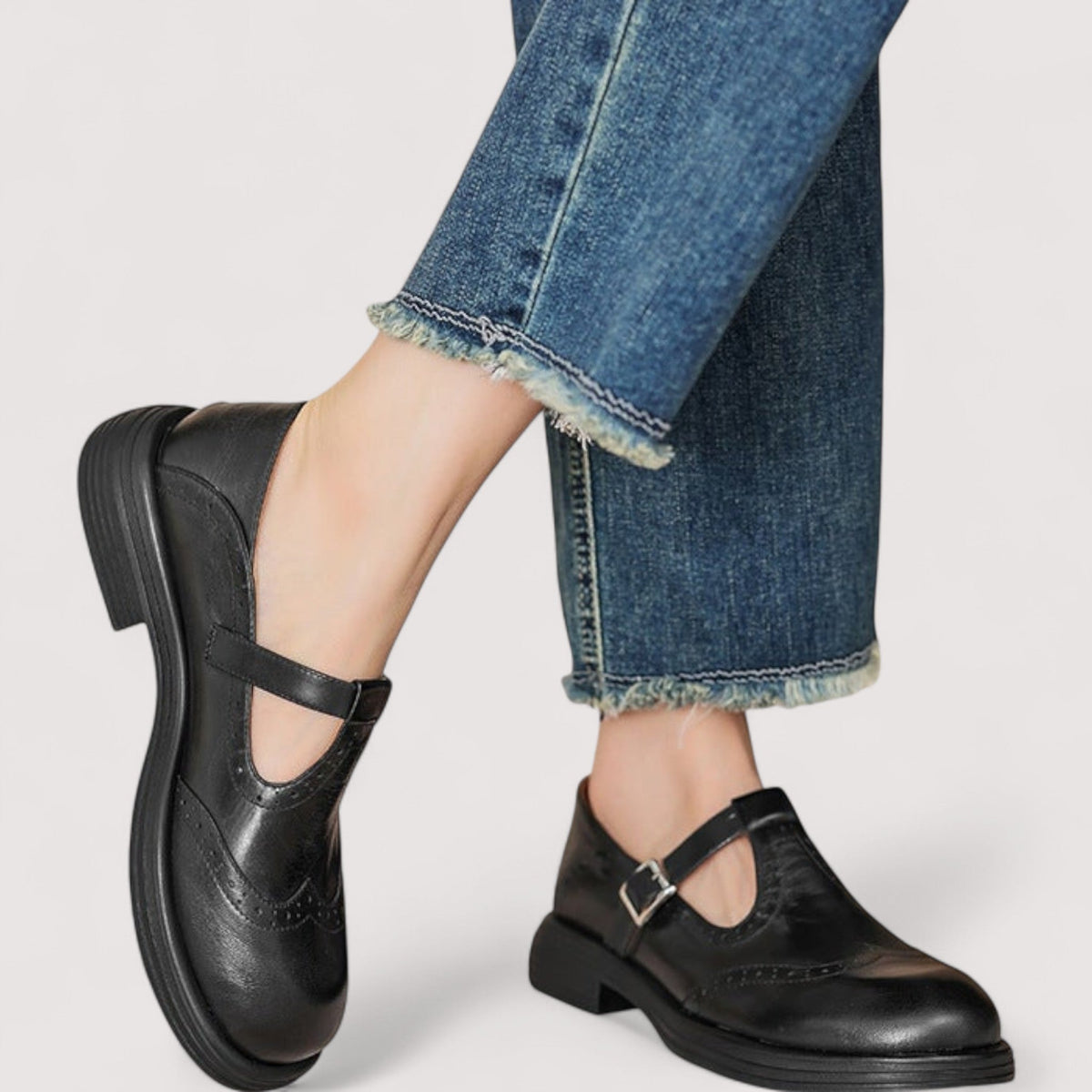Mary Jane à Bride en T et Perforations Brogue pour Femme