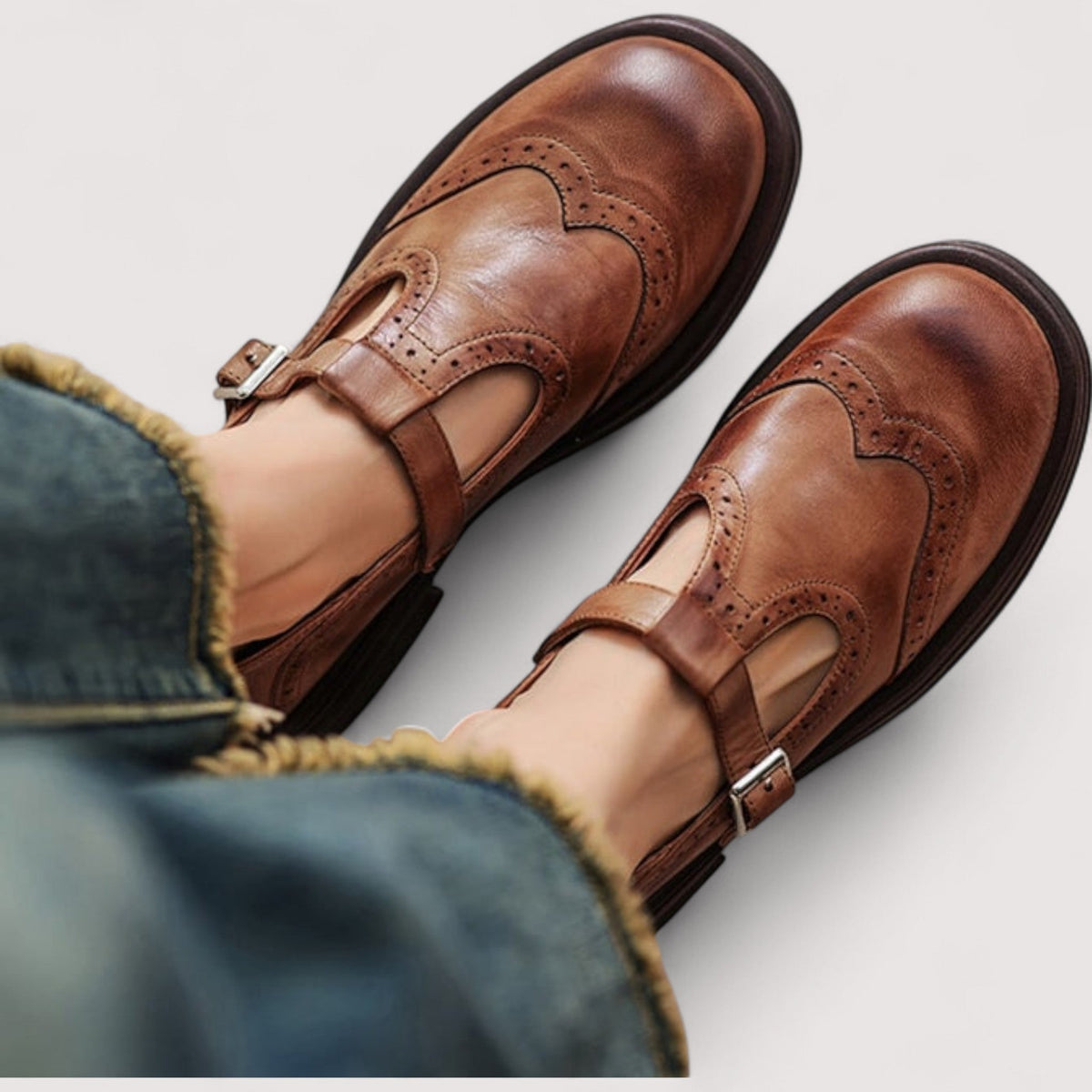 Mary Jane à Bride en T et Perforations Brogue pour Femme